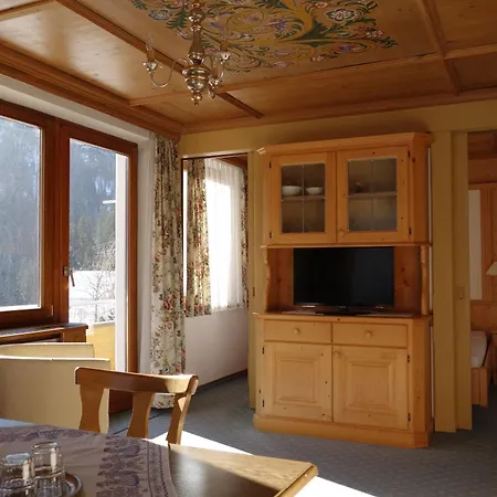 Aparthotel Alkira